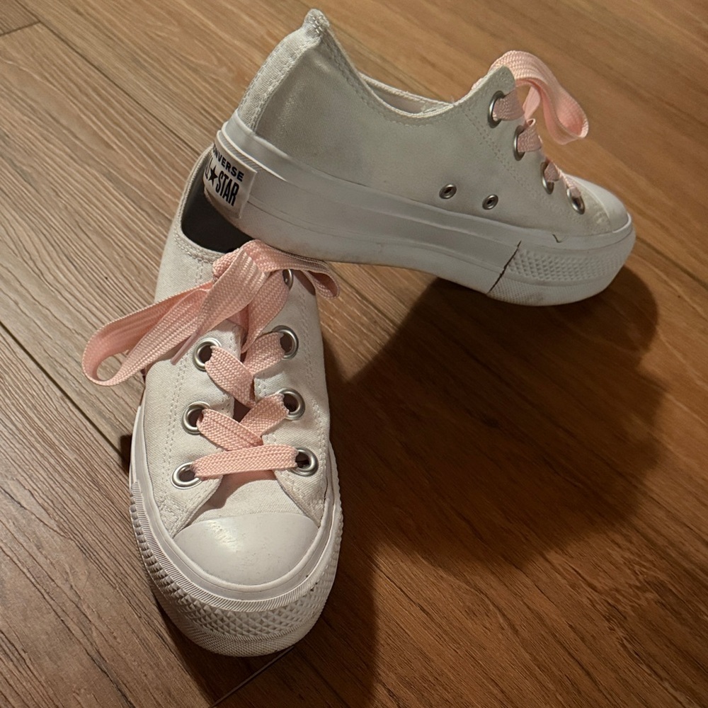 Converse Low Top Canvas Sneakers in White with Pink Laces